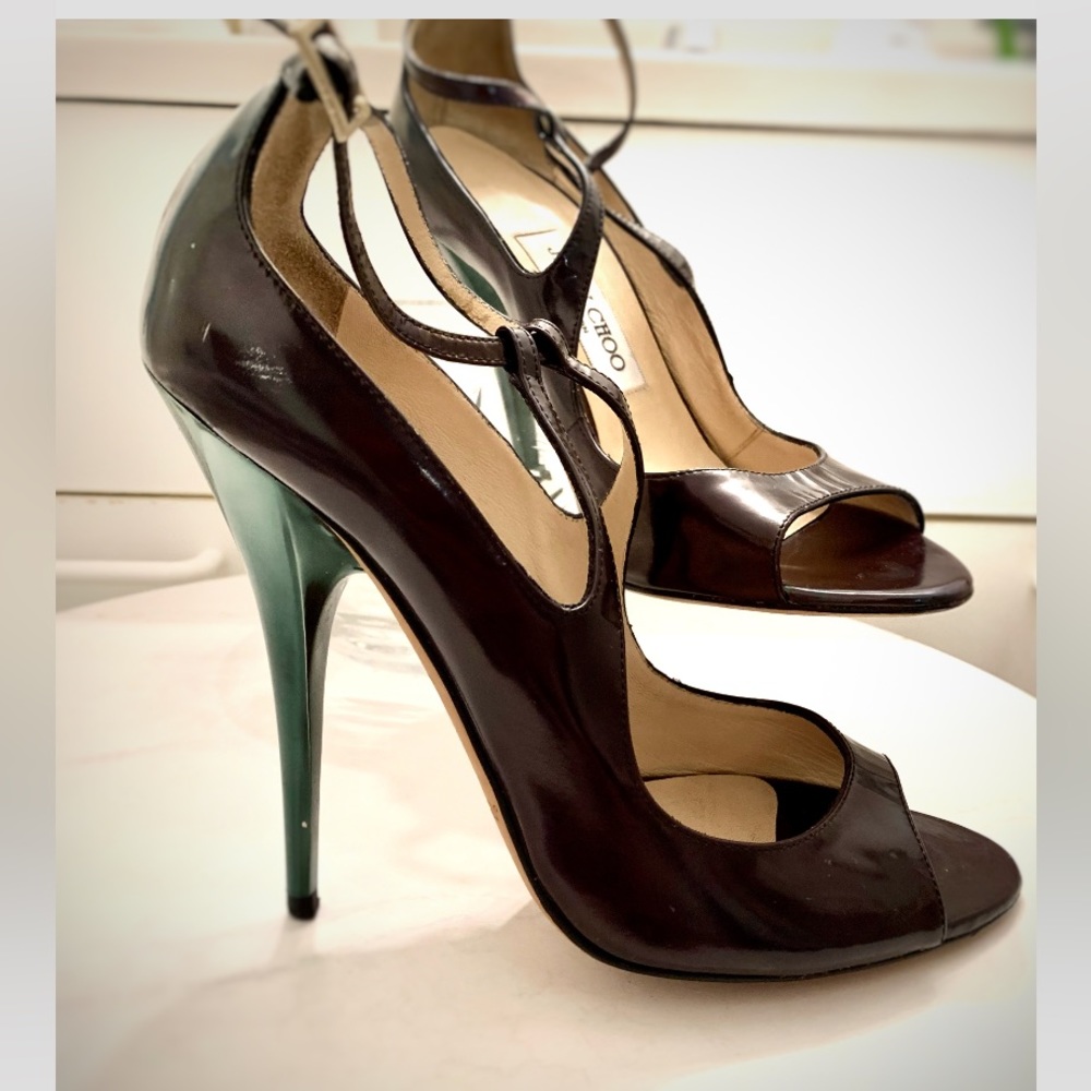 Jimmy Choo used and in great condition, sanitized